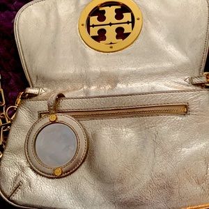Tory Burch Metallic Gold Convertible Shoulder Bag Size 11”x 6.5” chain detailing